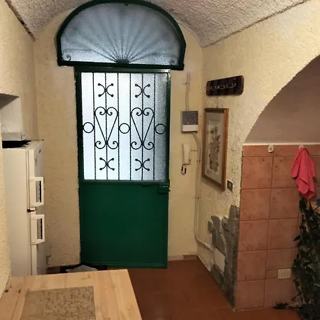 דירה Via Monta Retro סנרמו